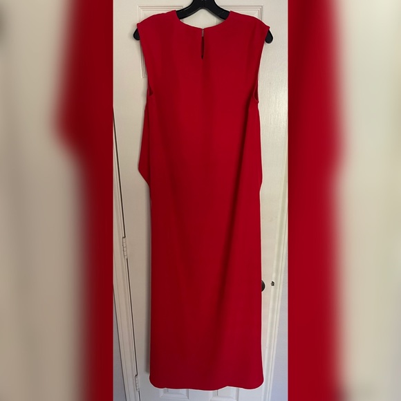 Mac London May Hi-lo Tunic Blouse in Red - Picture 5 of 6